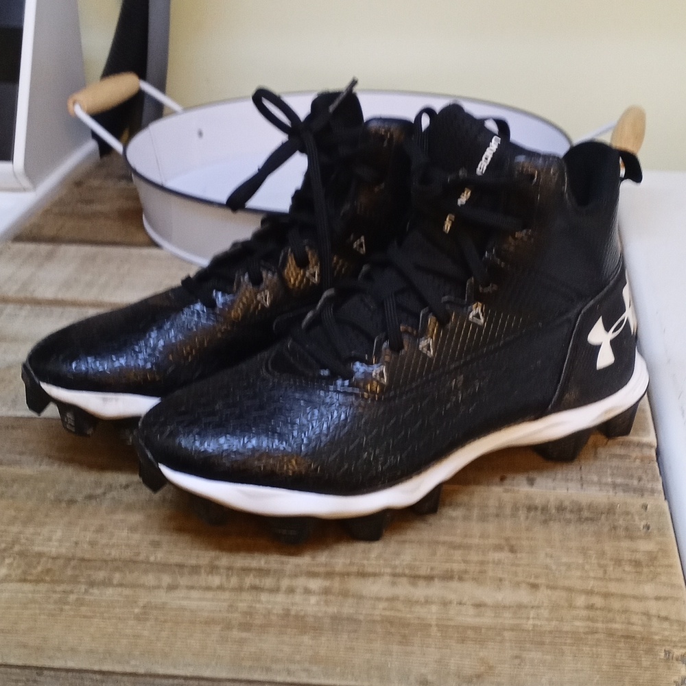 Under Armour Cleats